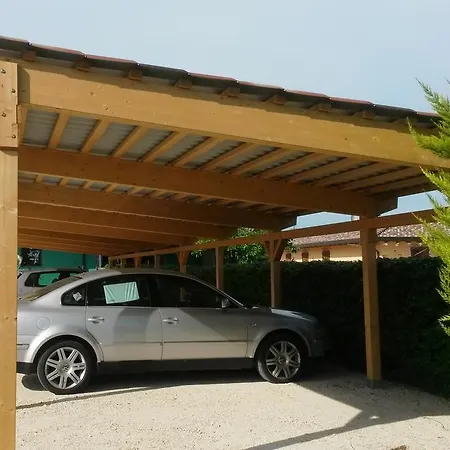 شقة Ai Laghi Pocenia